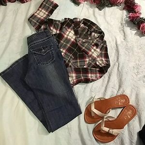 Sale4/$30🌸Girls size 14 boot cut jeans